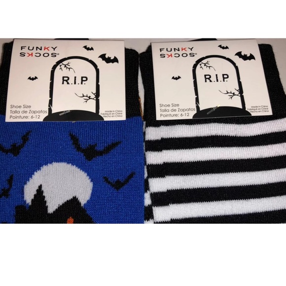 RIP Halloween Crew Socks 2 Pair Men 6-12 Black Orange w Jack O'Lantern Bat NEW! - Picture 2 of 12